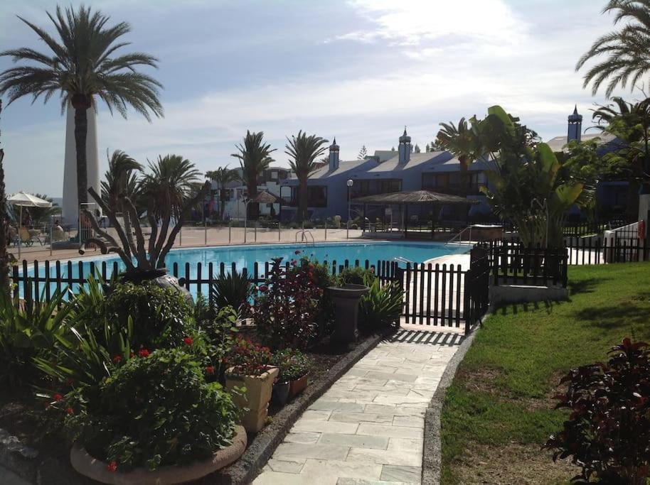 Luxury Beach - Sun Club Playa Del Aguila มาสปาโลมาส ภายนอก รูปภาพ